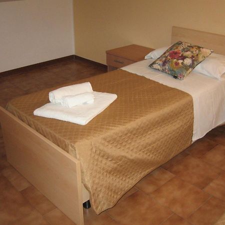 Nino'S Apartments 贾迪尼-纳克索斯 外观 照片