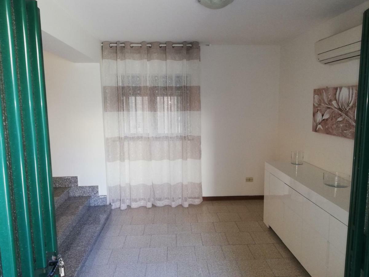 Nino'S Apartments 贾迪尼-纳克索斯 外观 照片